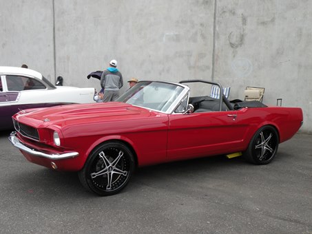 red mustang